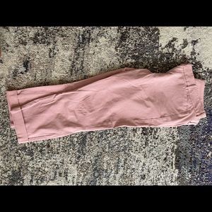 Salmon colored cropped Capri work pants